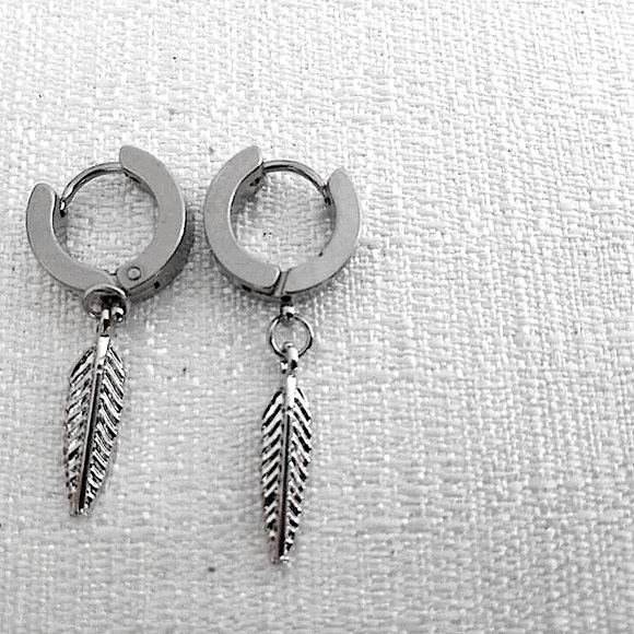 necessTITTIES Jewelry - n e w | silver feather earrings